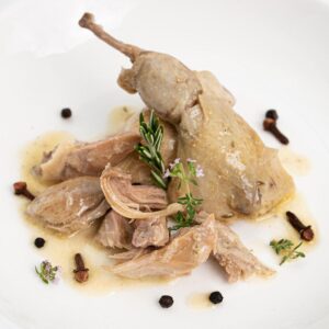 Codorniz en escabeche (desmigada)